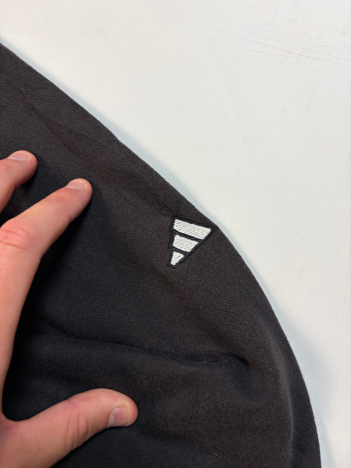 Vintage 90s Adidas centre logo sweatshirt (M)