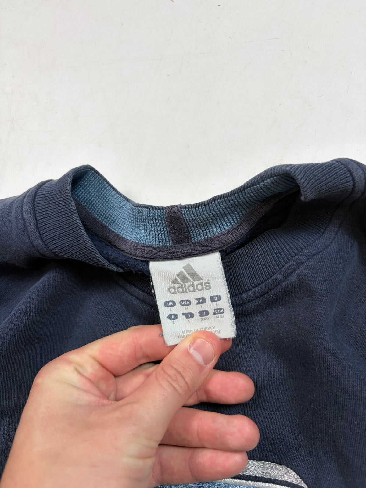 Vintage Y2K Adidas centre logo sweatshirt (L)