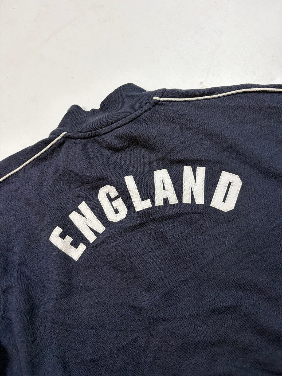 Vintage England 2002-04 Umbro football track top (L)