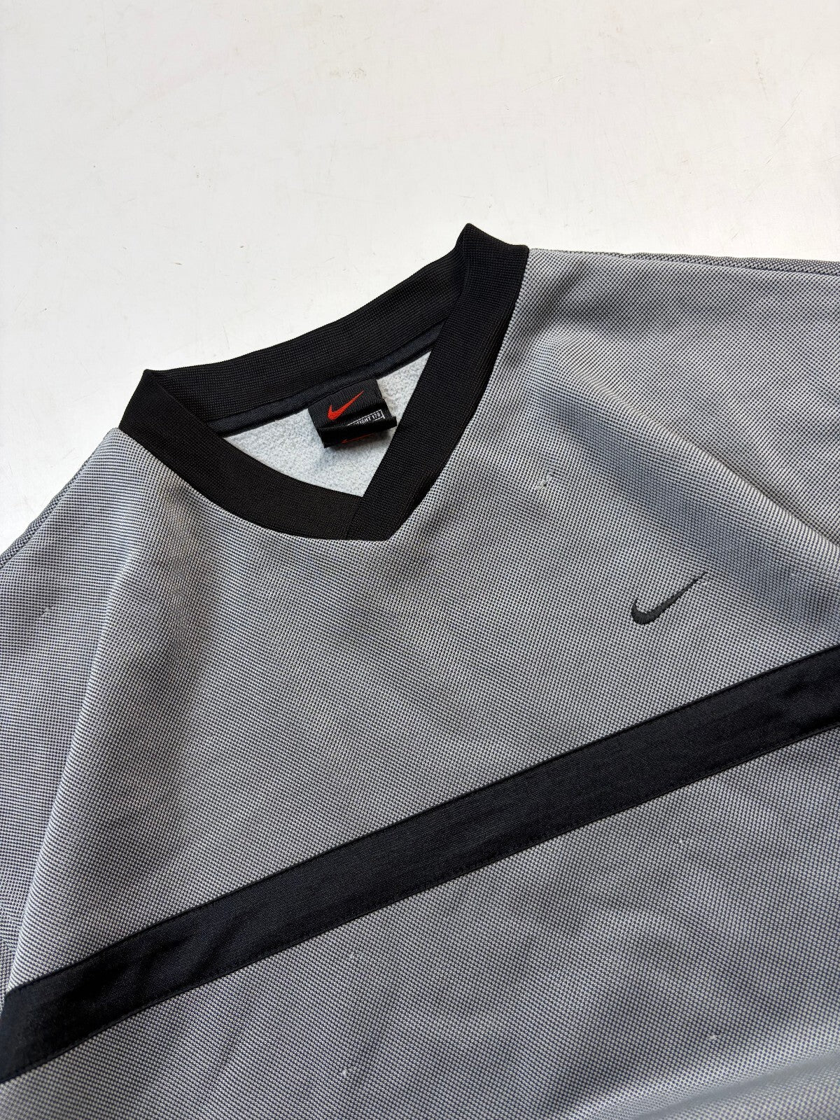 Vintage 90s Nike uptempo mini swoosh sweatshirt (M)