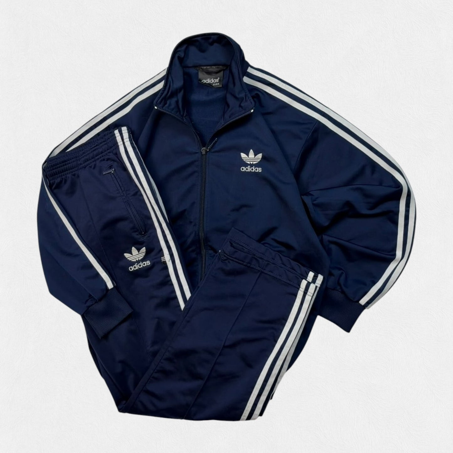 Vintage 90s Adidas originals full tracksuit (XS)