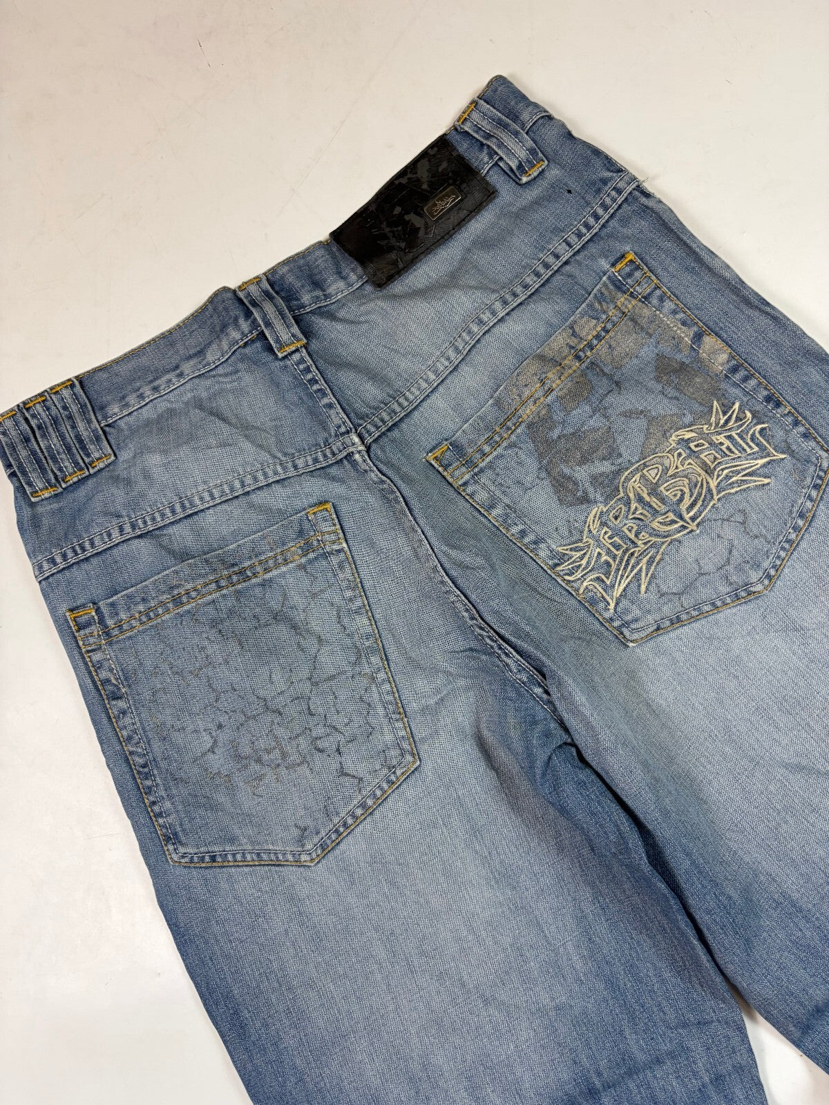 Vintage Y2K Tribal baggy hip hop jeans (W32)
