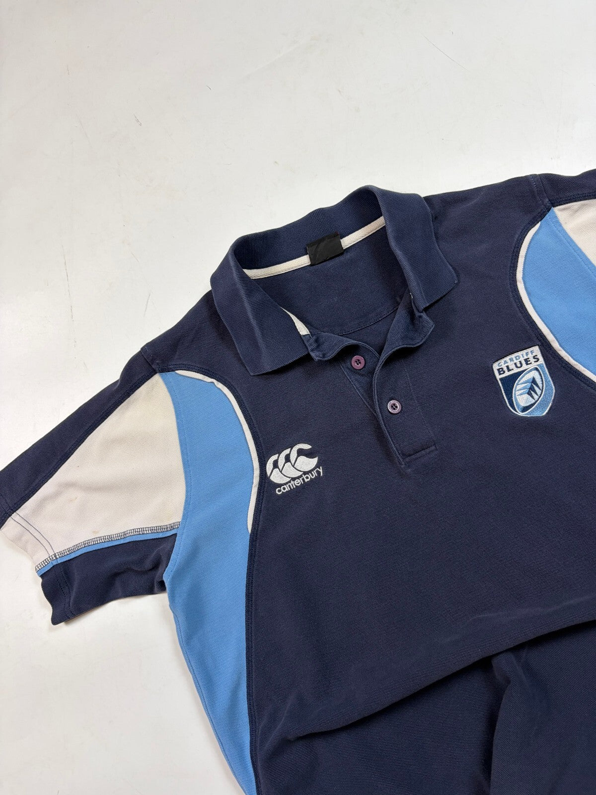 Vintage 2000s Cardiff Blues Canterbury rugby polo shirt (M)