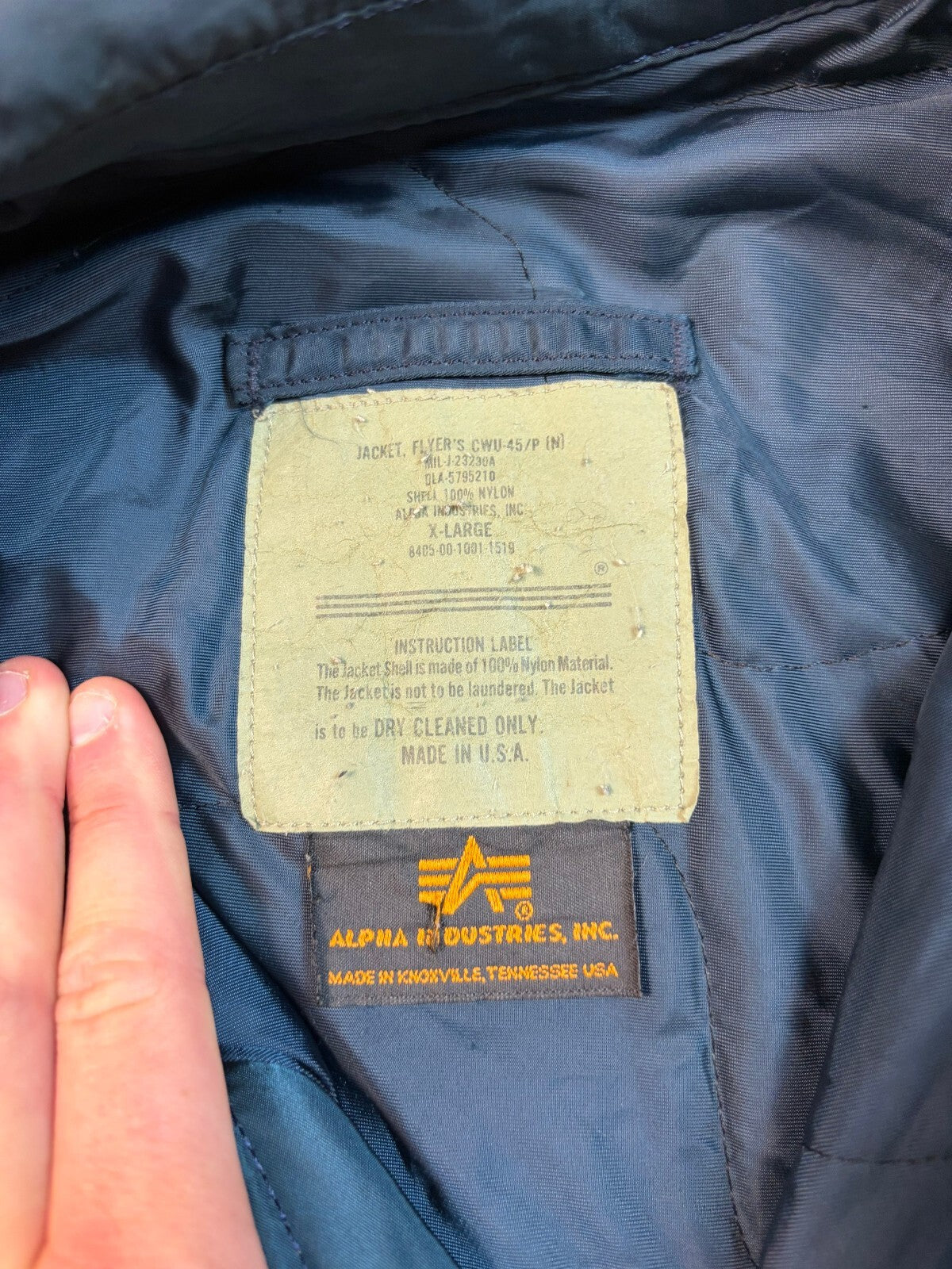 Vintage Alpha Industries CWU Military bomber jacket (L)
