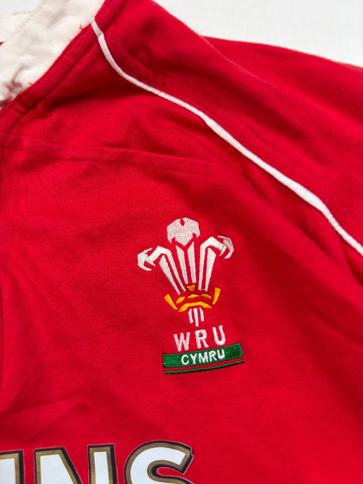 Vintage Wales 2005/06 Reebok rugby union shirt (L)