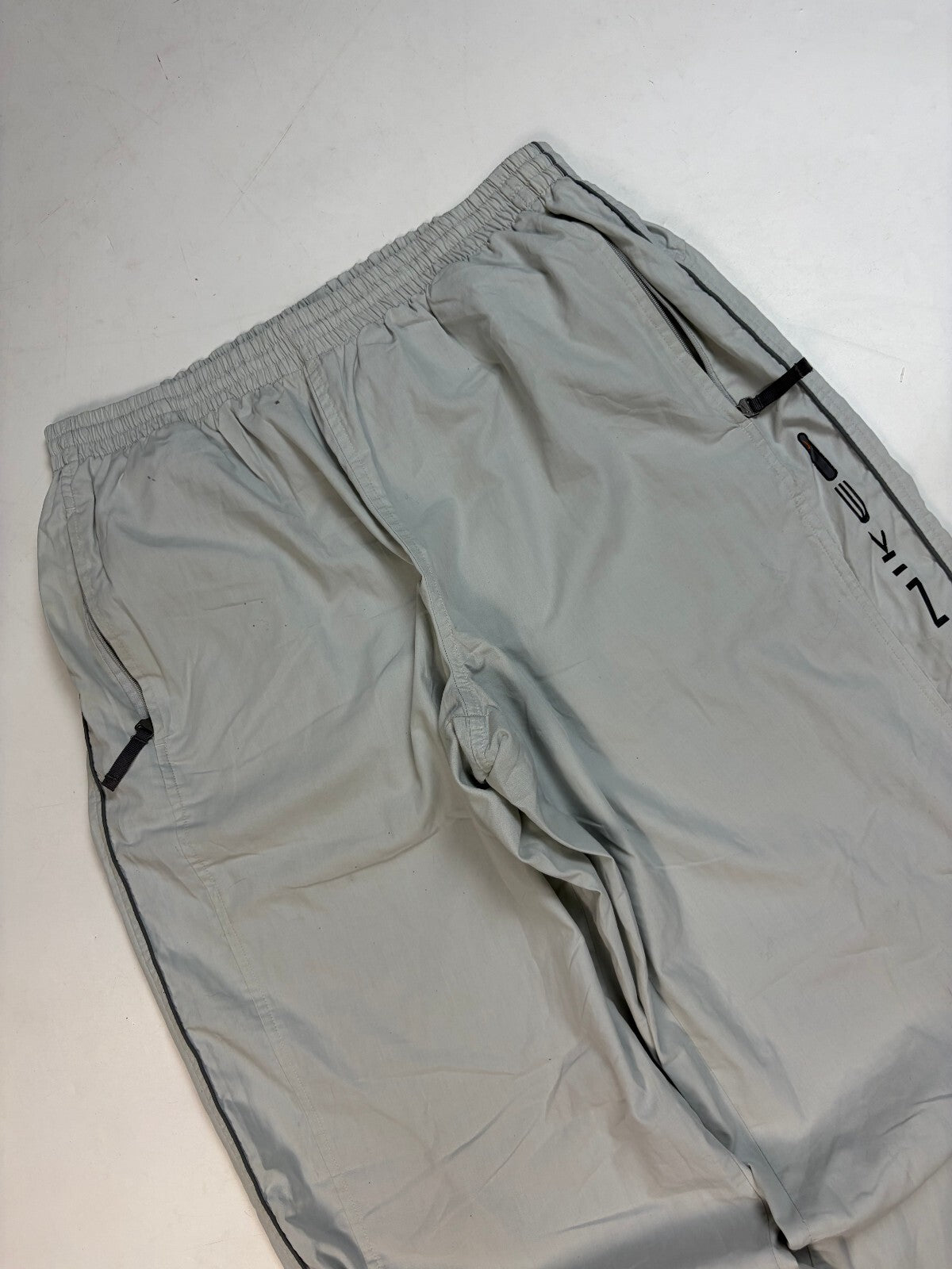 Vintage Y2K Nike spell out baggy track pants (XL)
