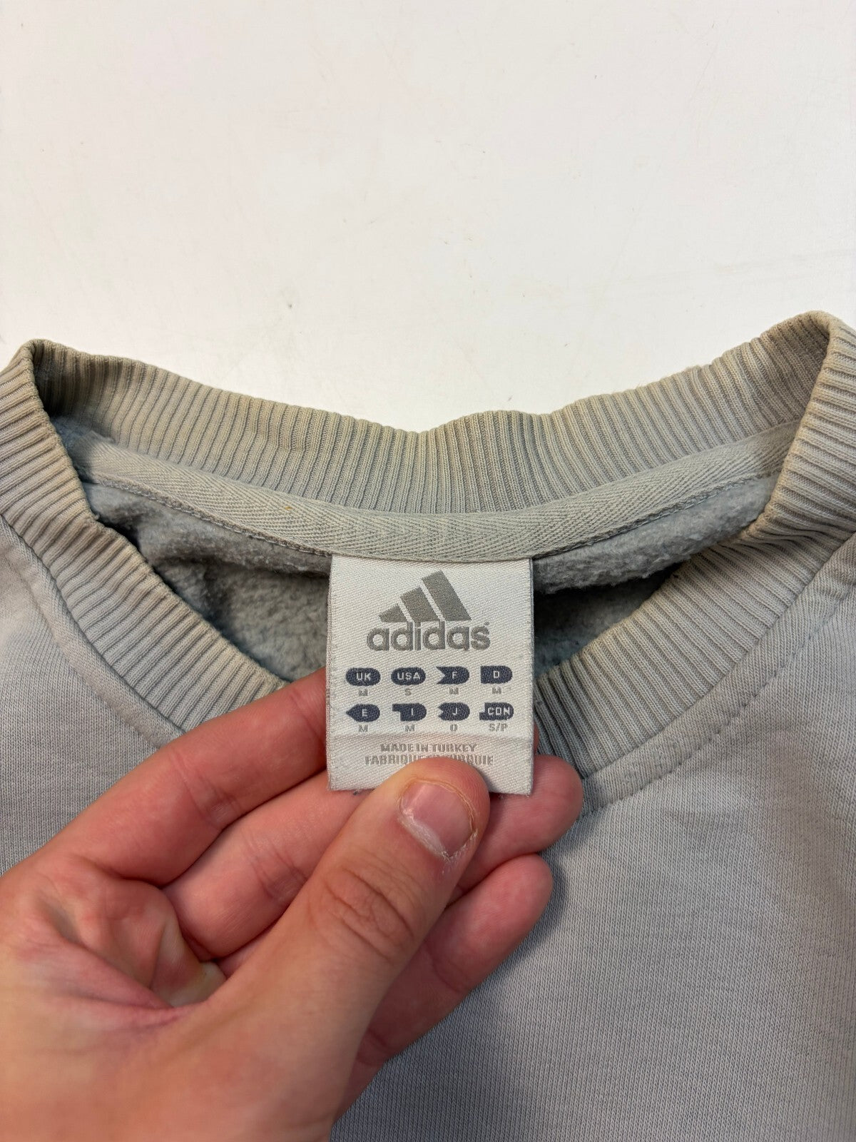 Vintage Y2K adidas spell out sweatshirt (M)