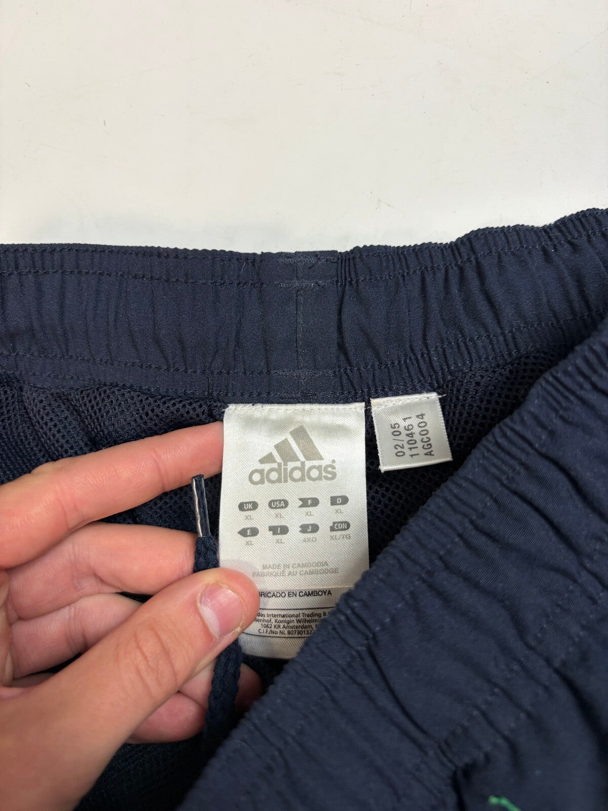 Vintage Y2K adidas side stripe baggy track pants (XL)