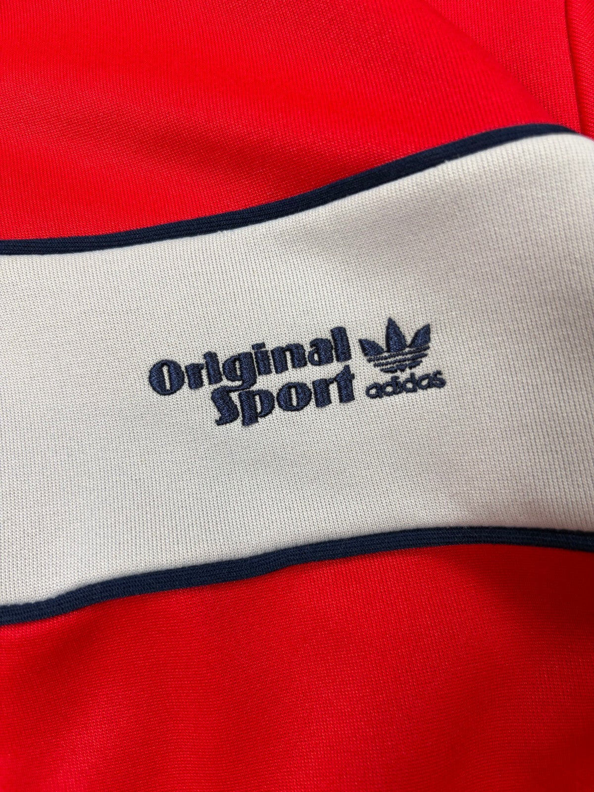 Vintage Y2K adidas originals side stripe track top (S)