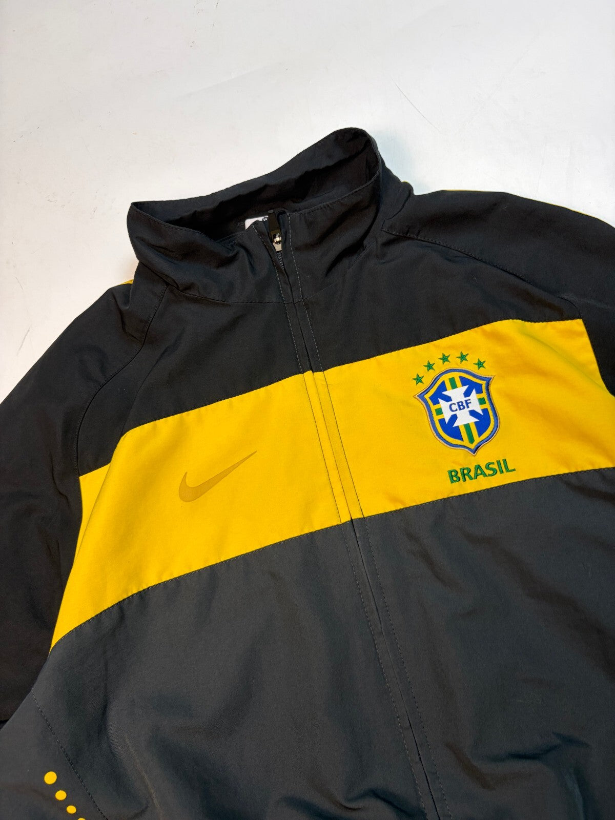 Brazil 2010/11 Nike football track jacket (XL)