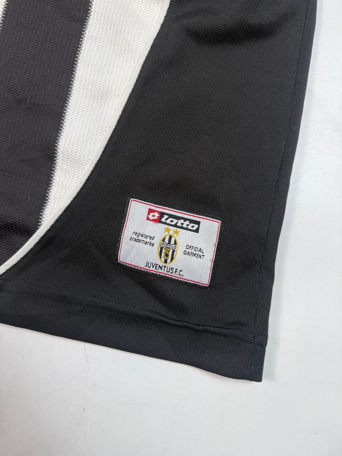 Vintage Juventus 2002/03 Lotto football shirt (L)