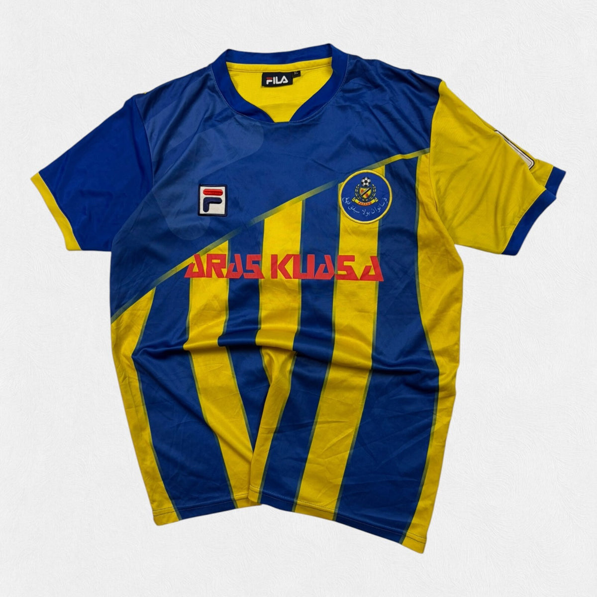 Pahang 2018/19 Fila home football shirt (XL)