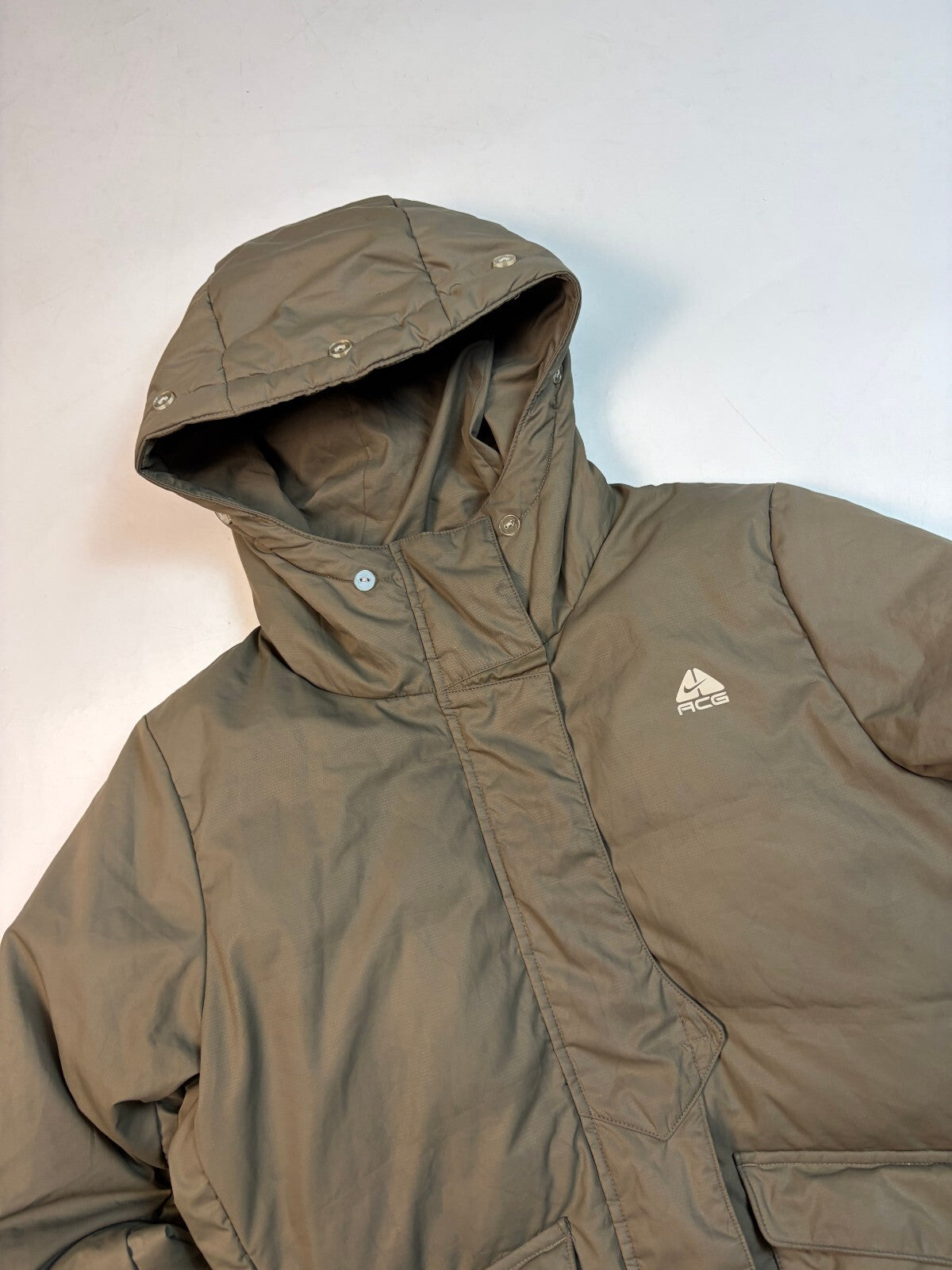 Vintage Nike ACG hooded down puffer jacket (M)