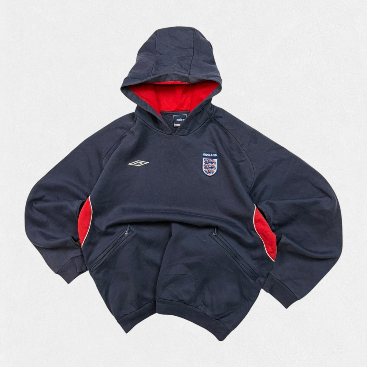 Vintage 2000s England Umbro football hoodie (L)