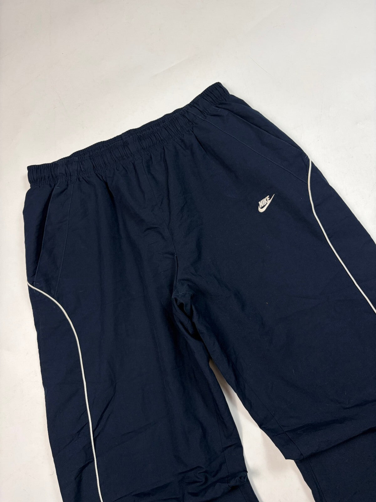 Vintage Nike baggy track pants (L)