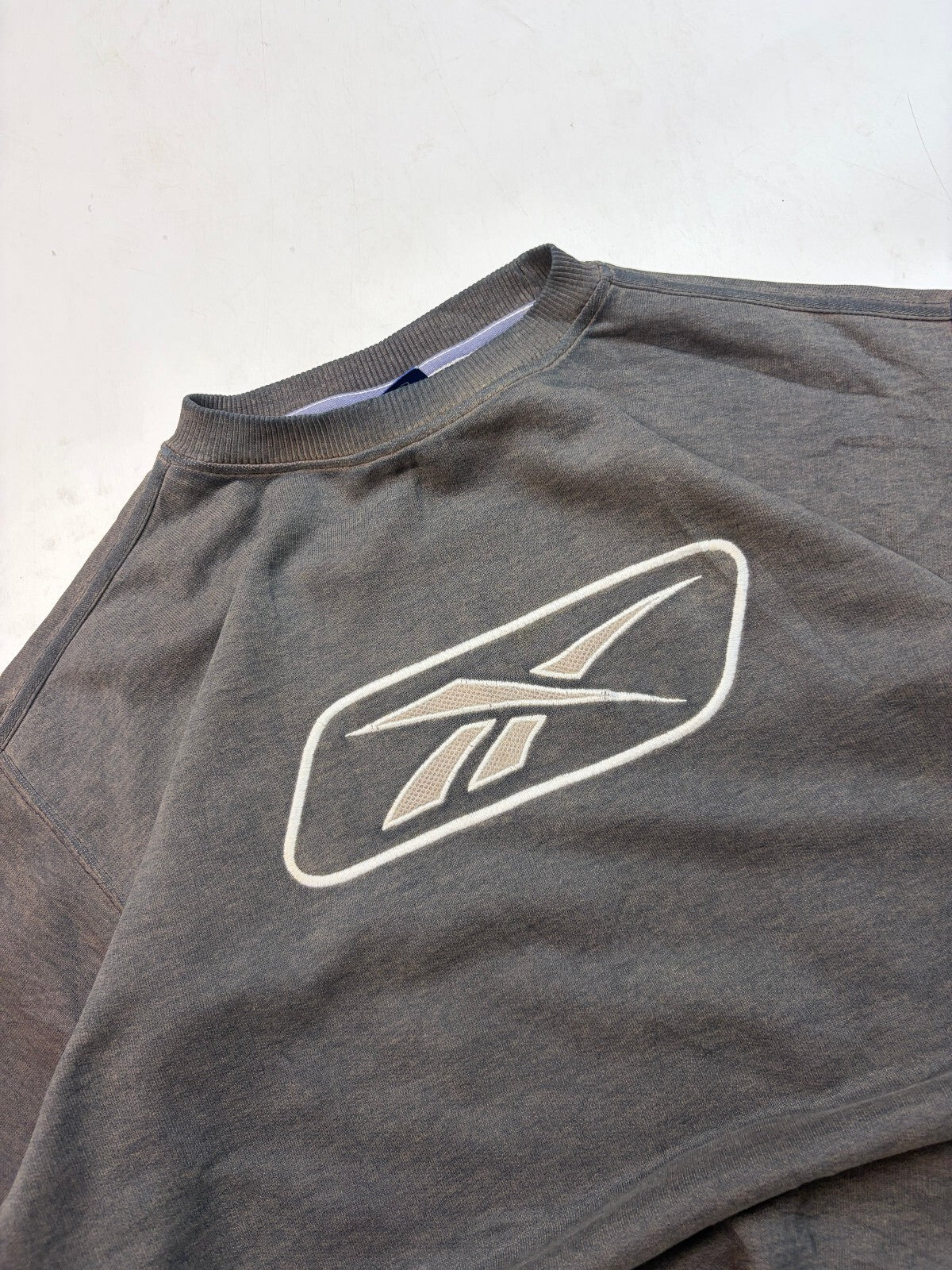 Vintage Reebok centre logo sweatshirt (M)