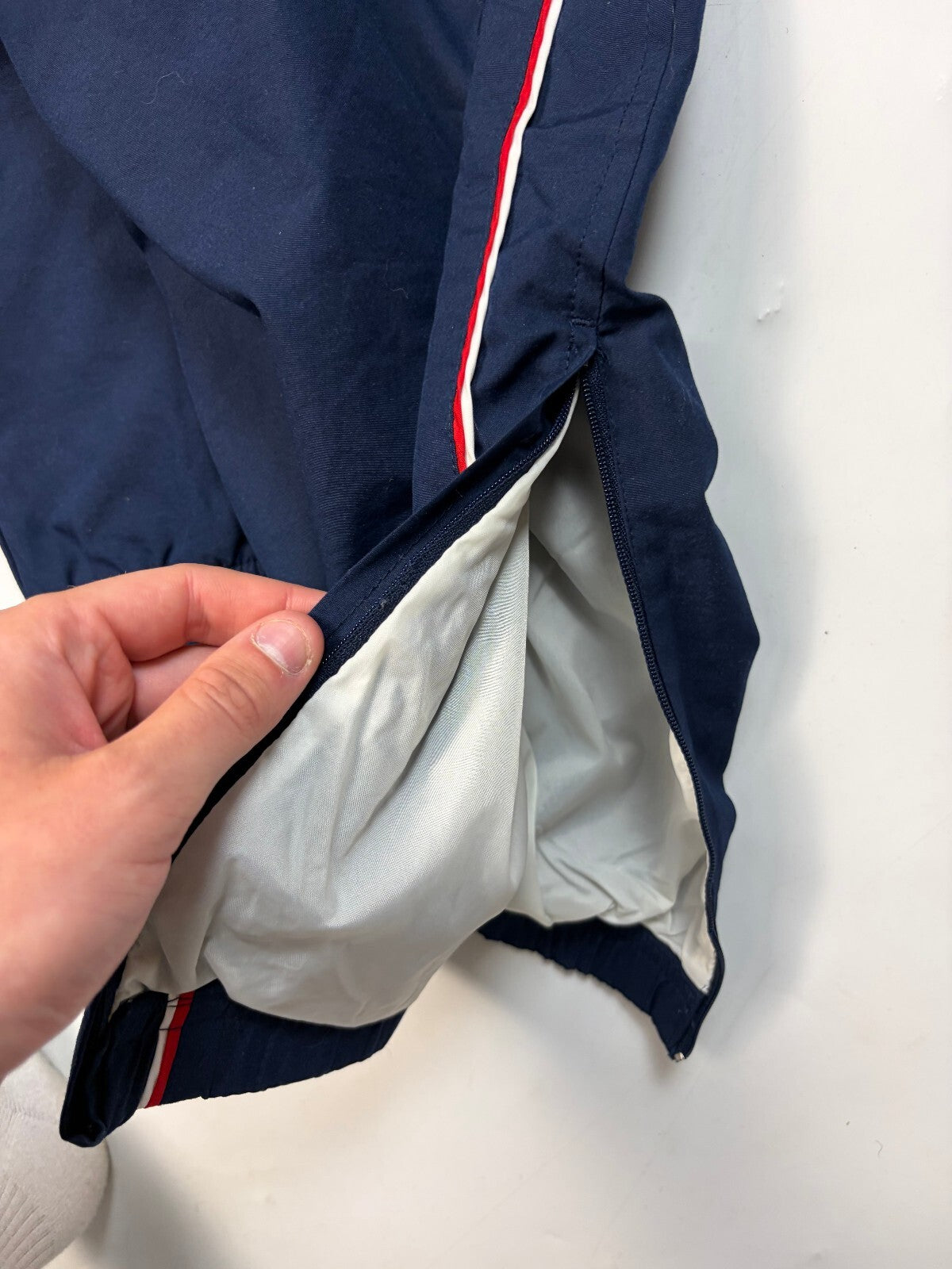 Vintage Y2K Nike side stripe baggy track pants (M)
