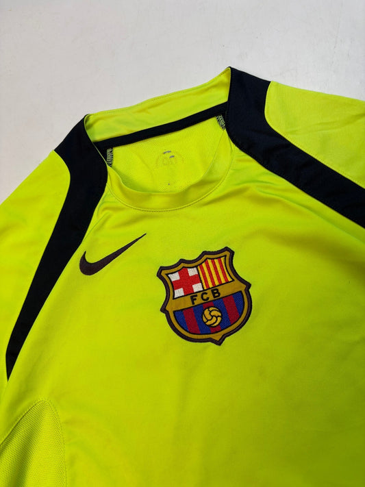 Vintage Barcelona 2005/06 Nike T90 football shirt (S)