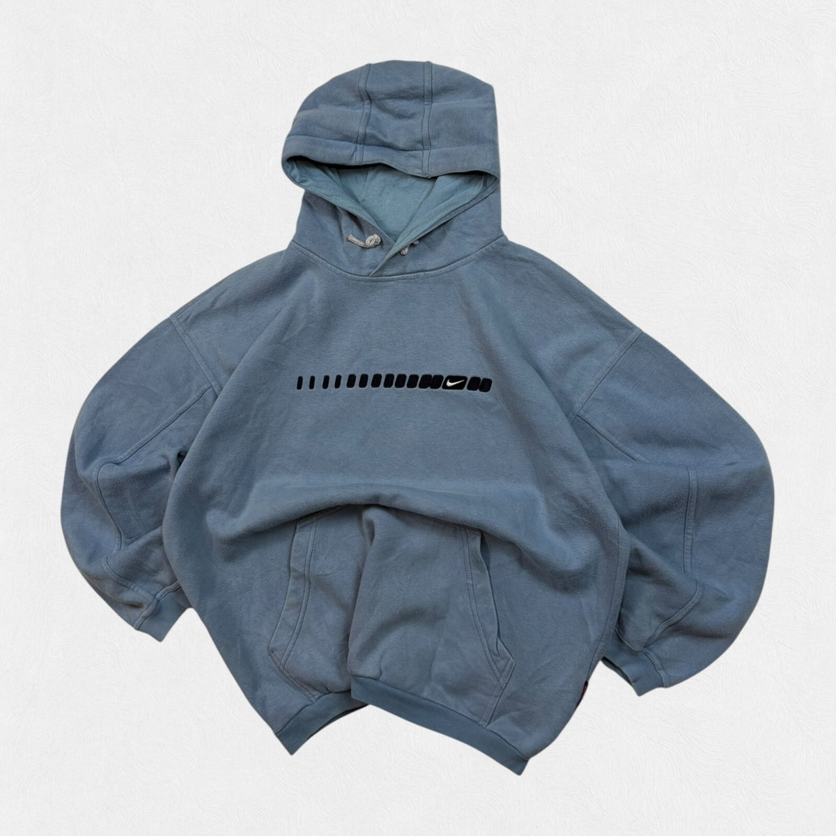 Vintage Y2K Nike graphic hoodie (XL)