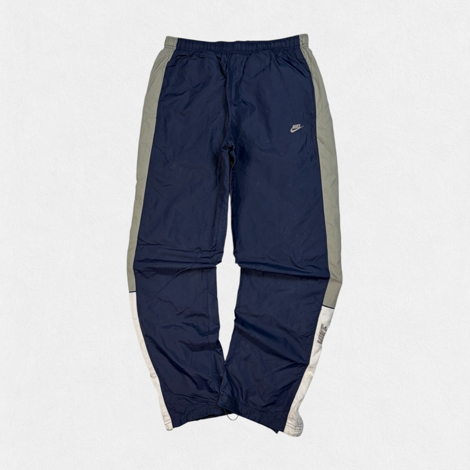 Vintage Y2K Nike side stripe baggy track pants (M)
