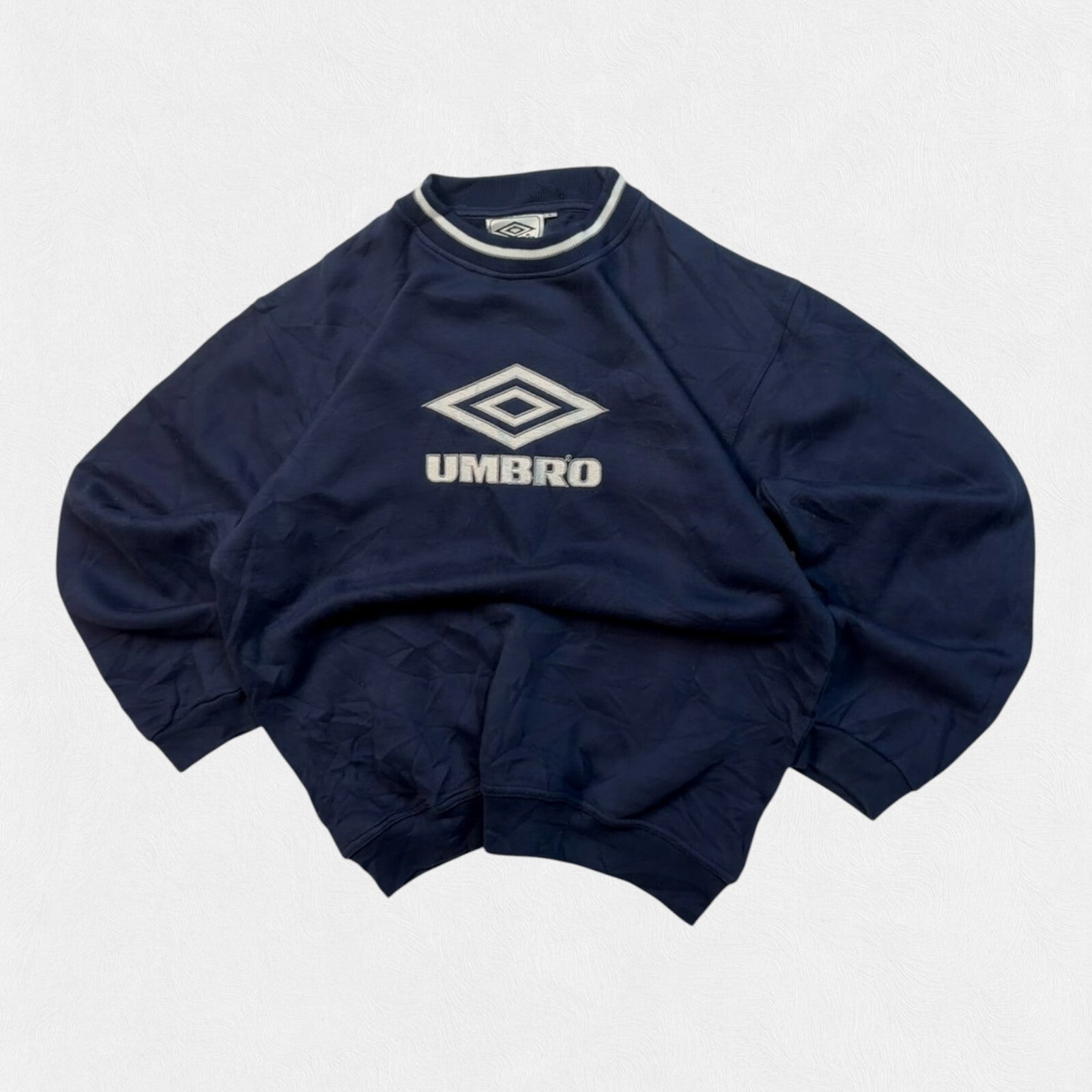 Vintage Y2K Umbro centre logo sweatshirt (S)