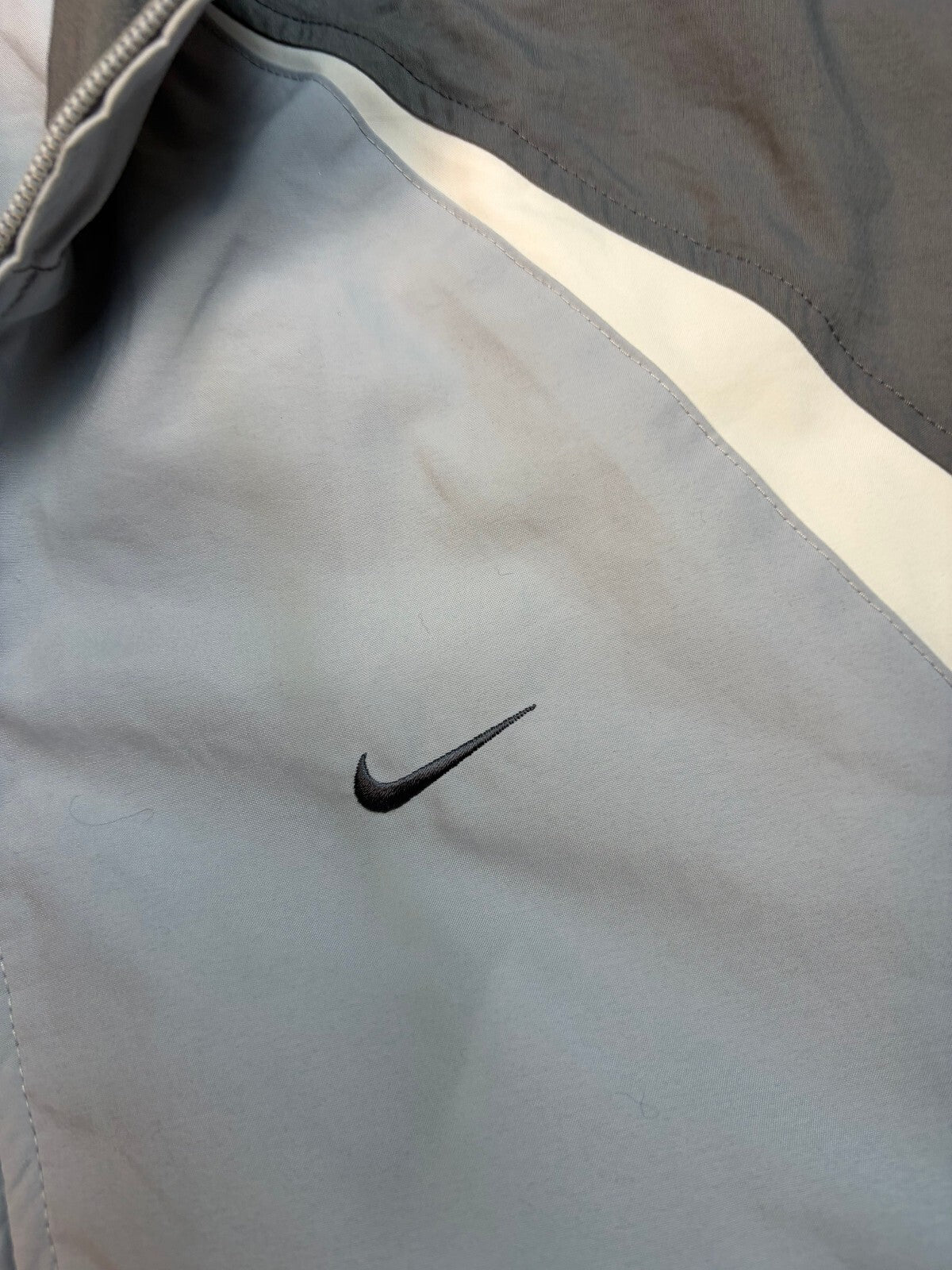 Vintage Y2K Nike mini swoosh track jacket (M)