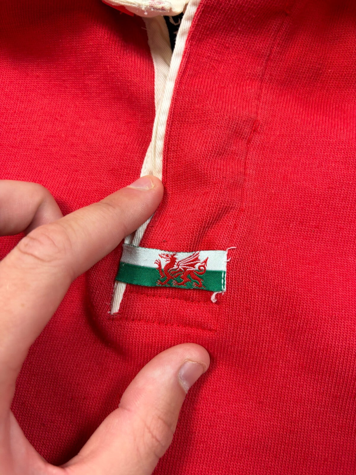Vintage Wales 1996-98 Reebok rugby union shirt (XL)