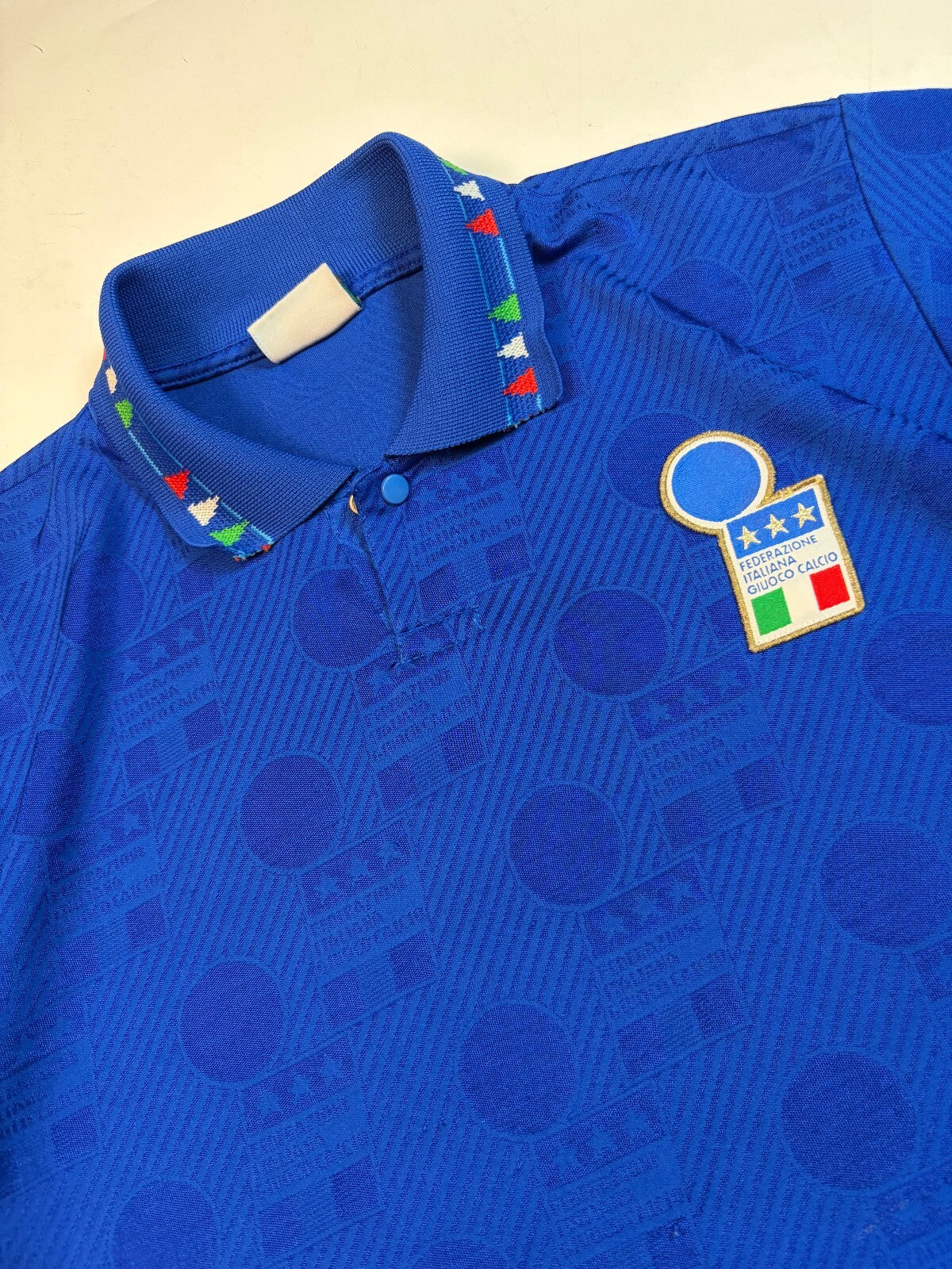 Vintage 90s Italy 1994 Diadora football shirt (S)