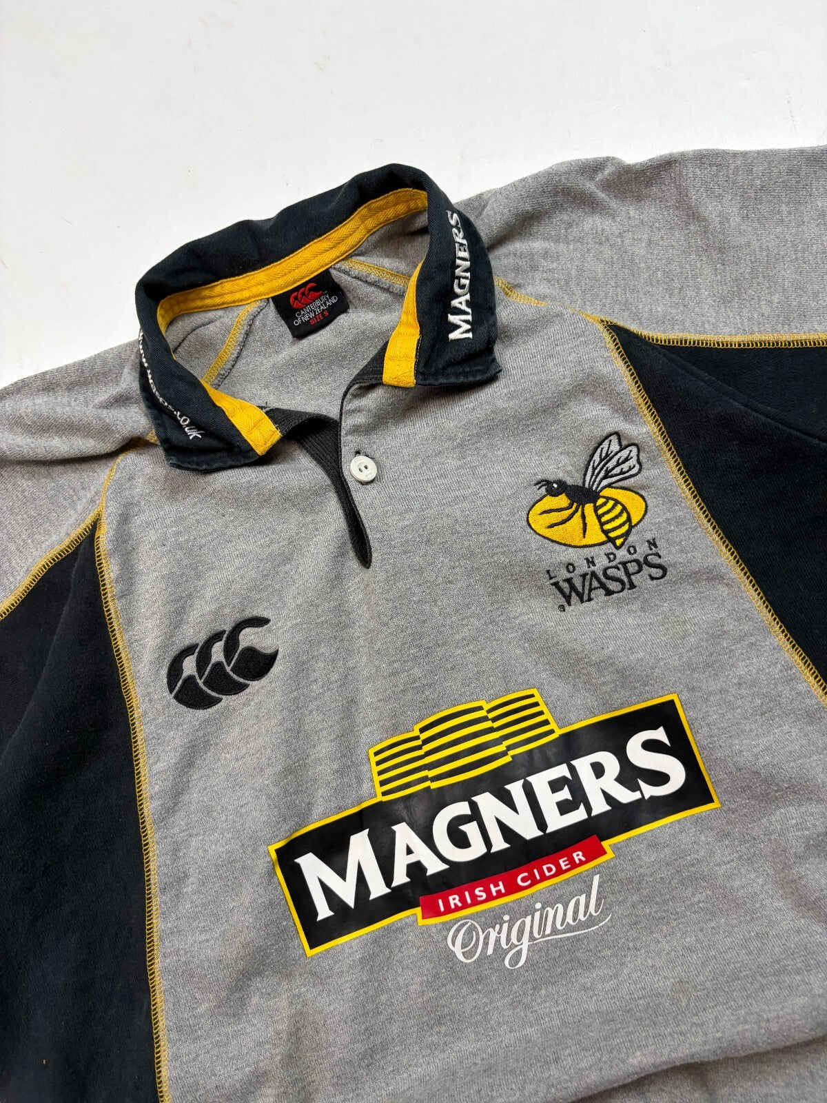 Vintage London Wasps 2005/06 Canterbury away rugby shirt (S)
