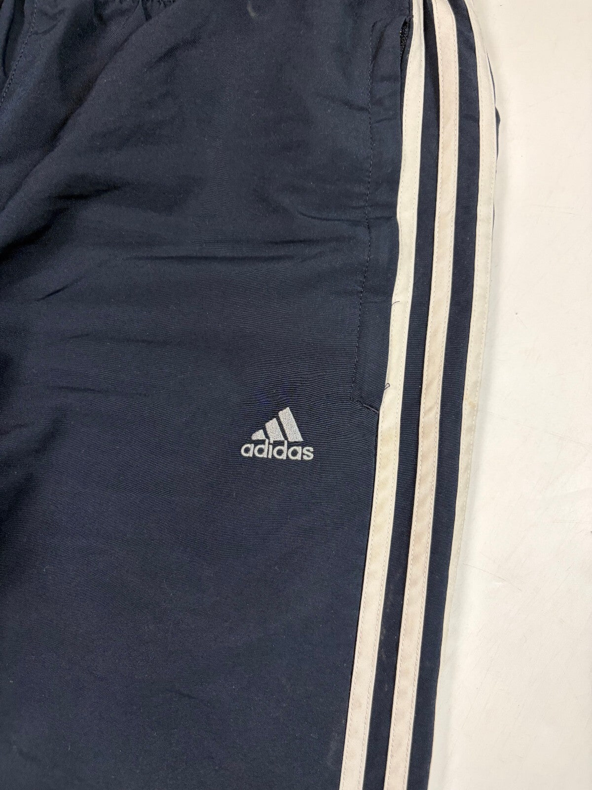 Vintage Y2K Adidas side stripe baggy track pants (M)