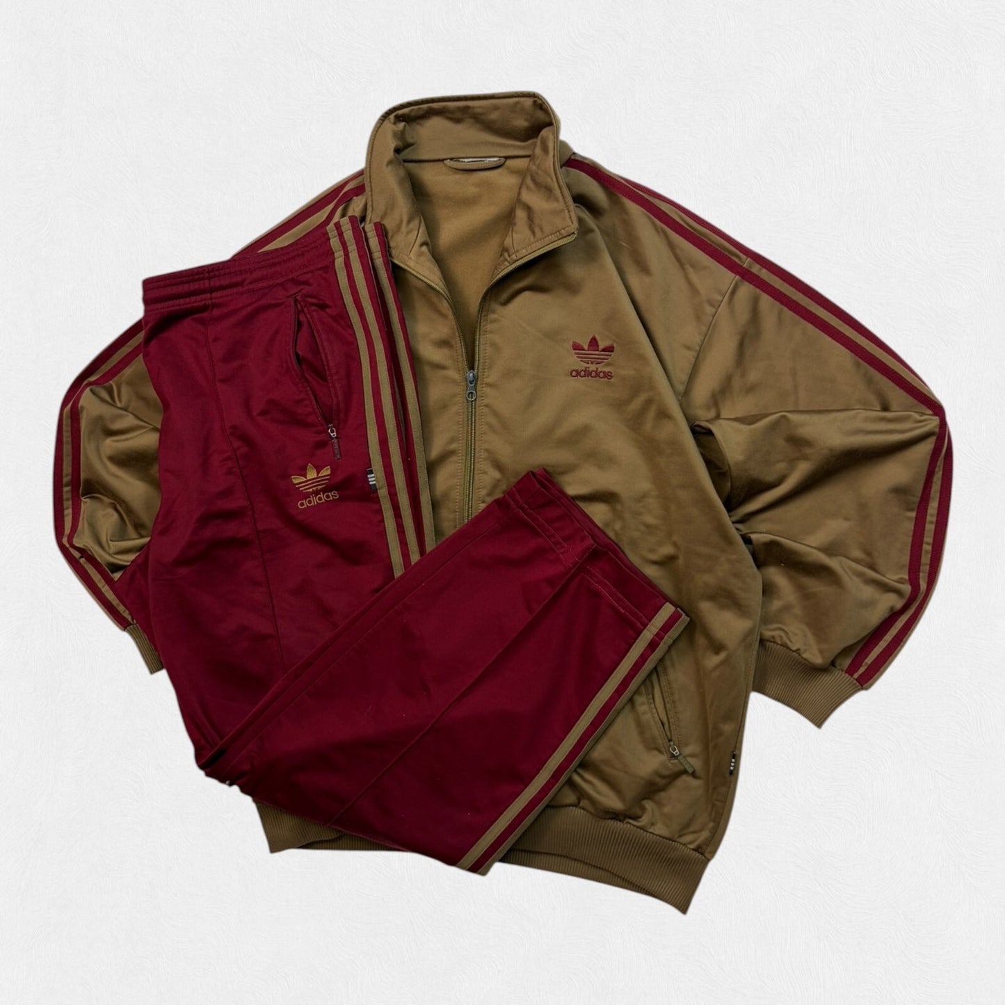Vintage 90s Adidas originals full tracksuit (L)