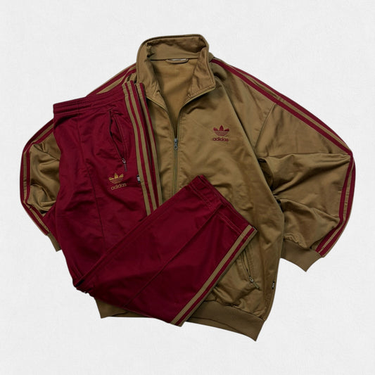 Vintage 90s Adidas originals full tracksuit (L)