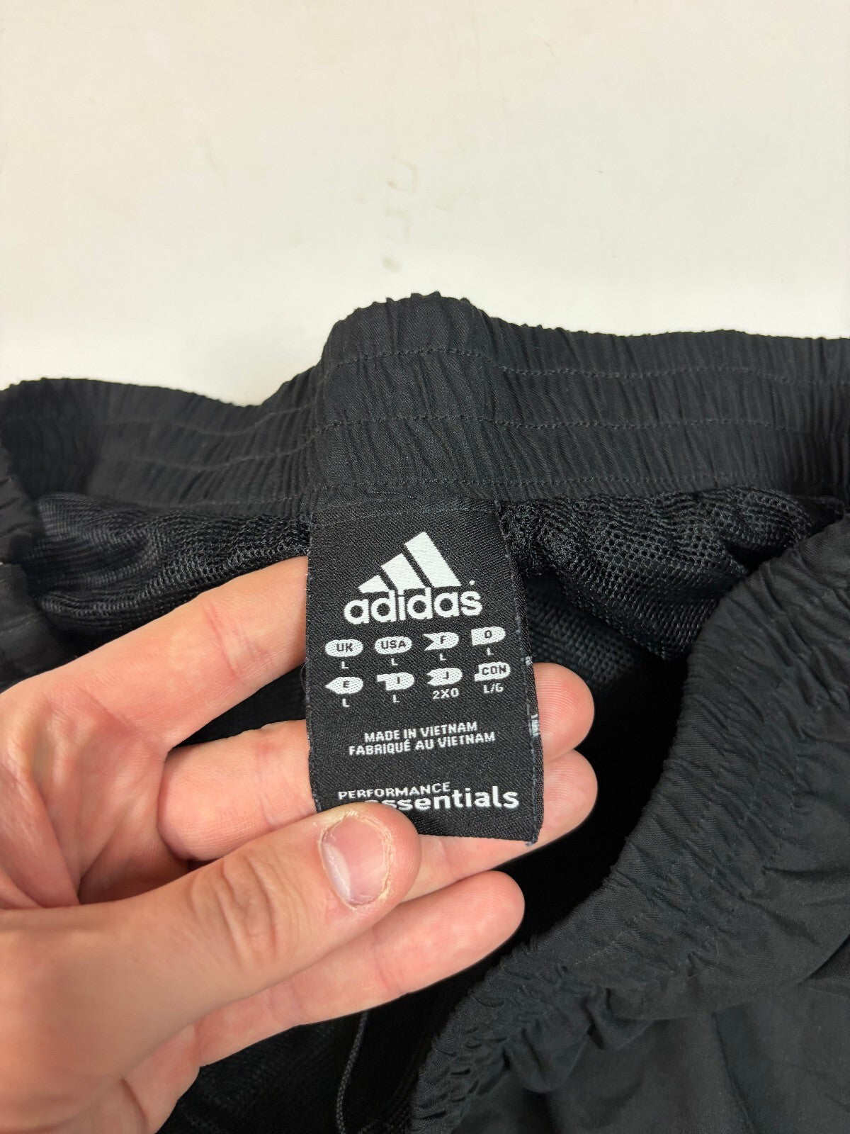 Vintage Y2K adidas baggy track pants (L)