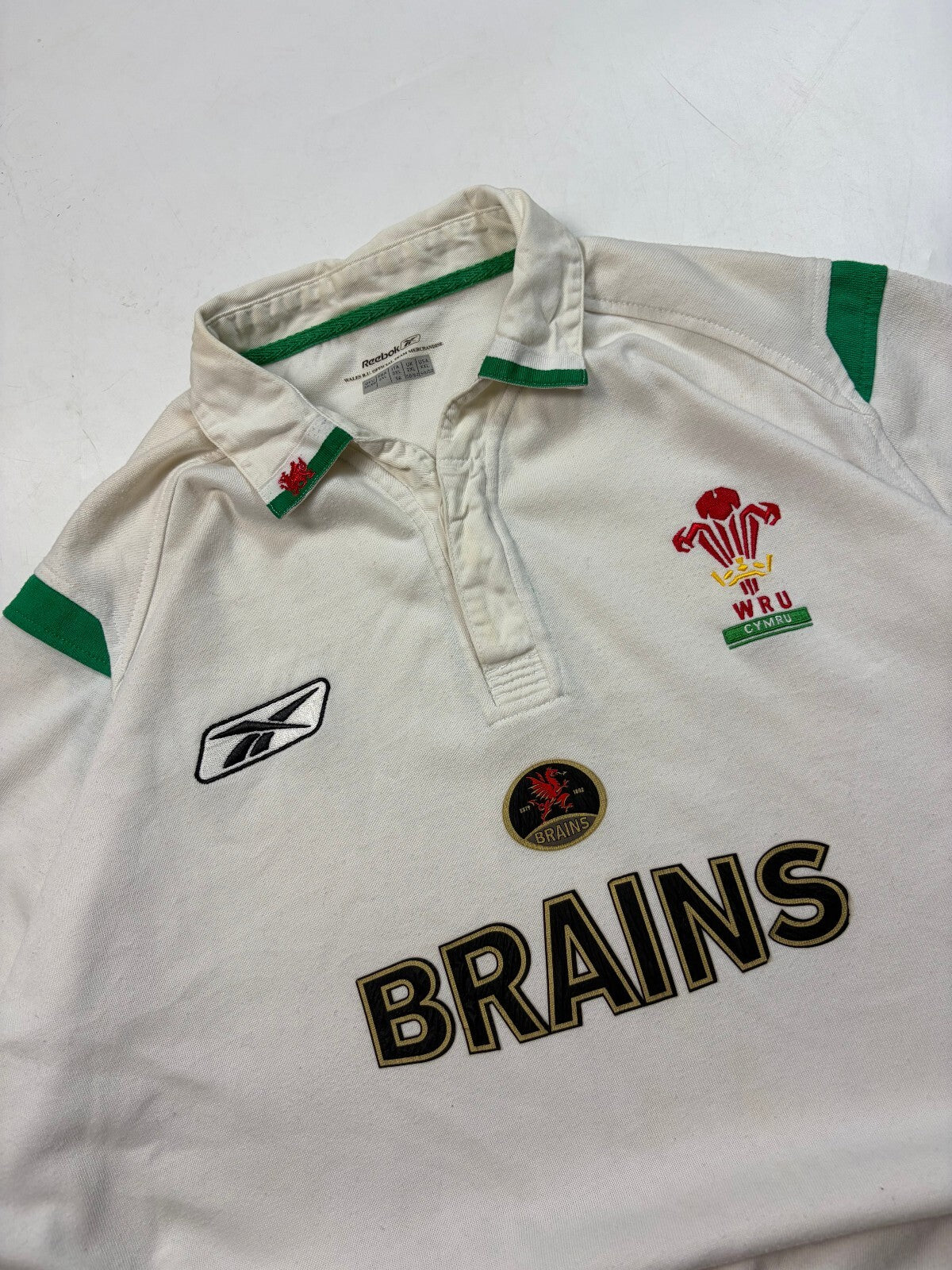 Vintage Wales 2004-06 Reebok away rugby shirt (XXL)