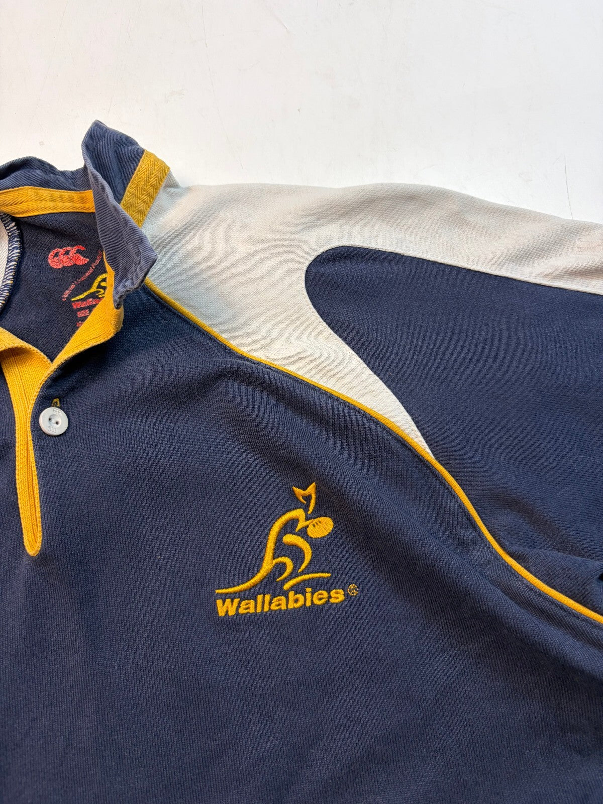 Vintage Australia 2005/06 Canterbury training rugby union shirt (S)