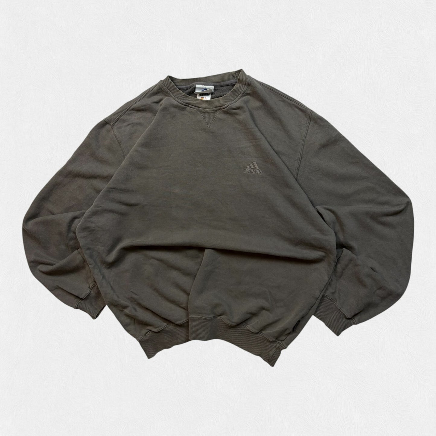 Vintage 90s adidas small logo sweatshirt (L)
