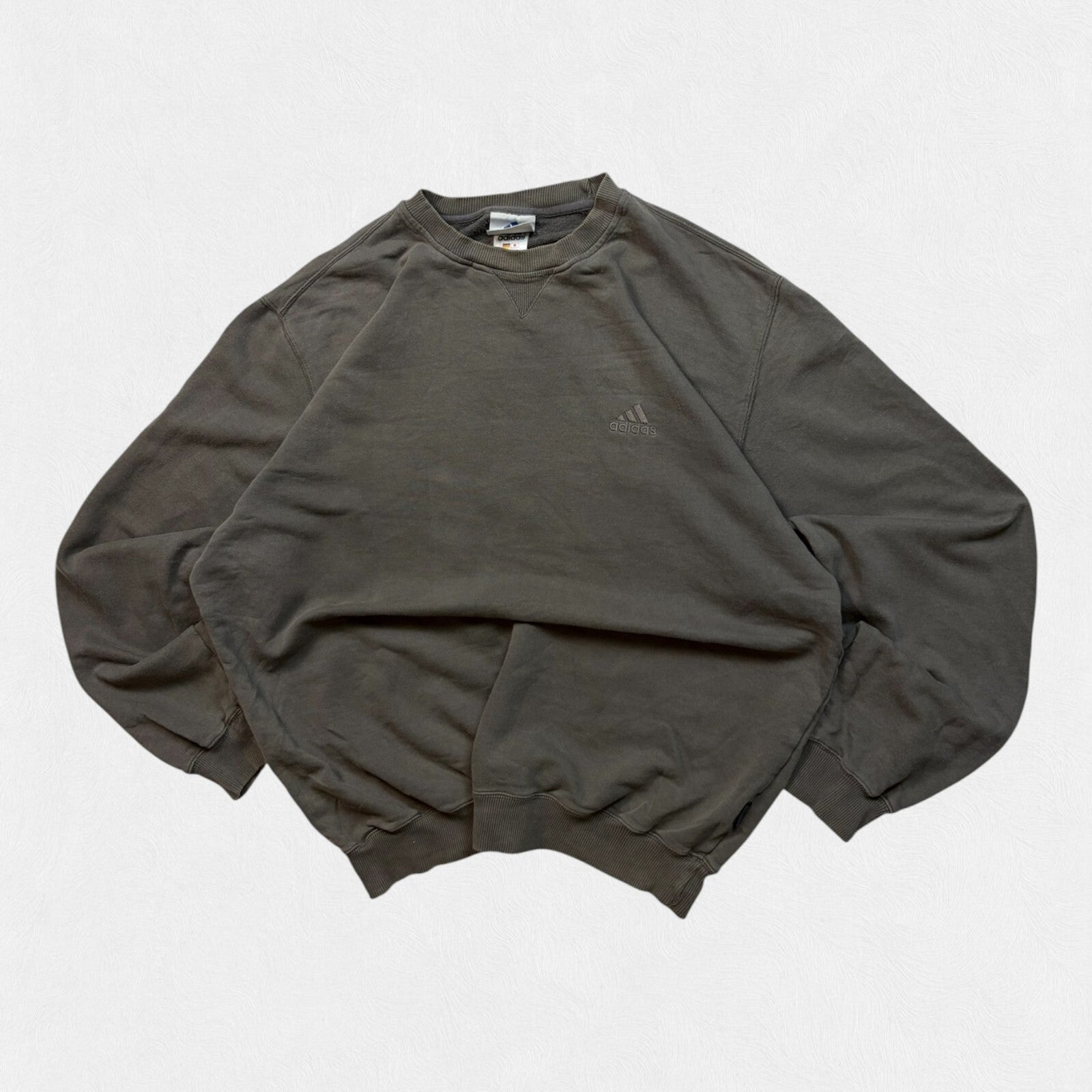Vintage 90s adidas small logo sweatshirt (L)