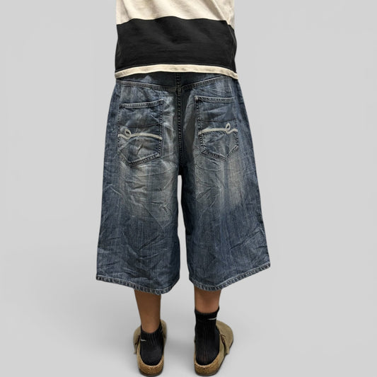 Vintage Y2K Ecko Unltd baggy hip hop jorts (W36)