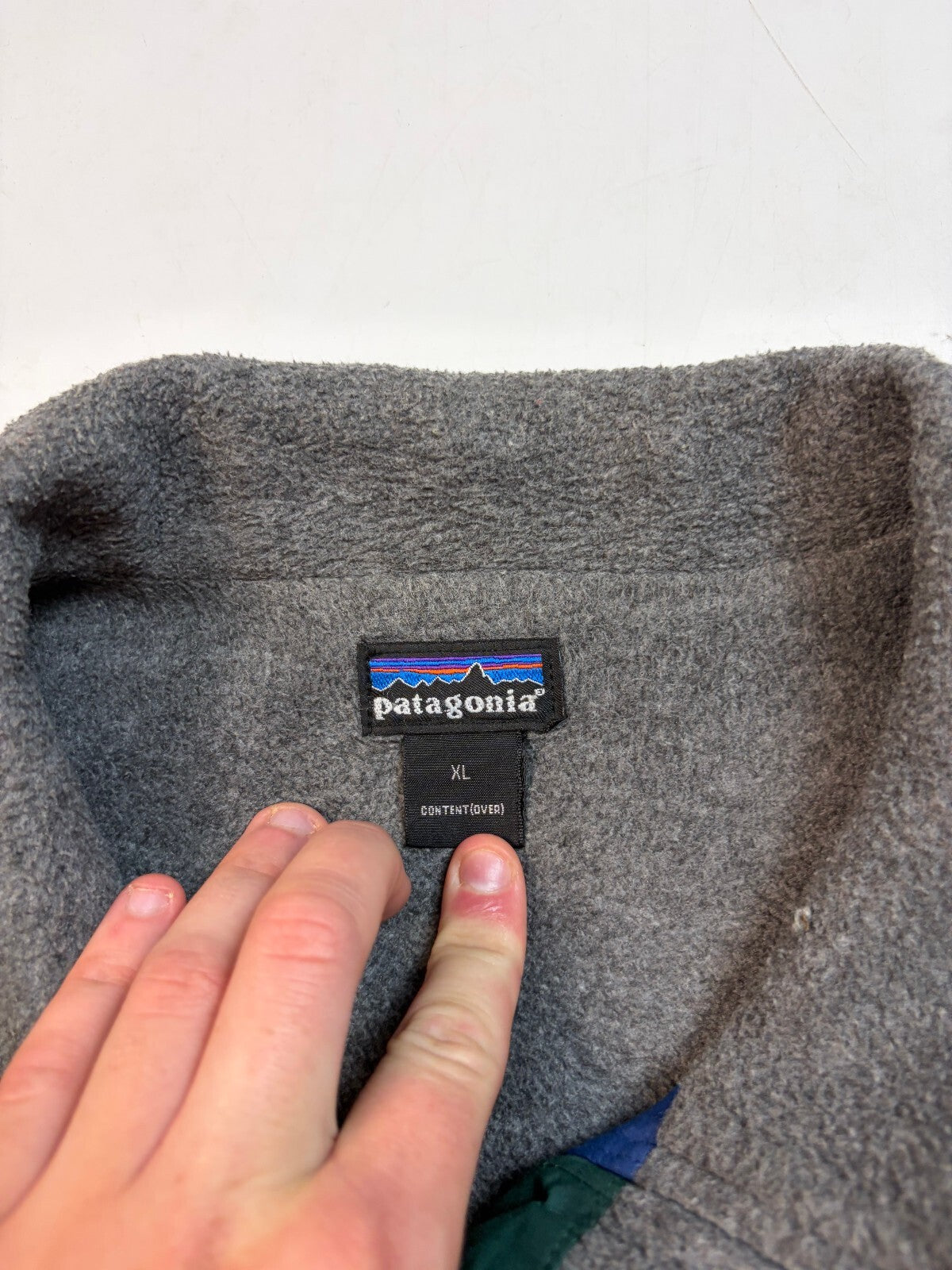 Vintage 90s Patagonia fleece lined bomber jacket (XL)