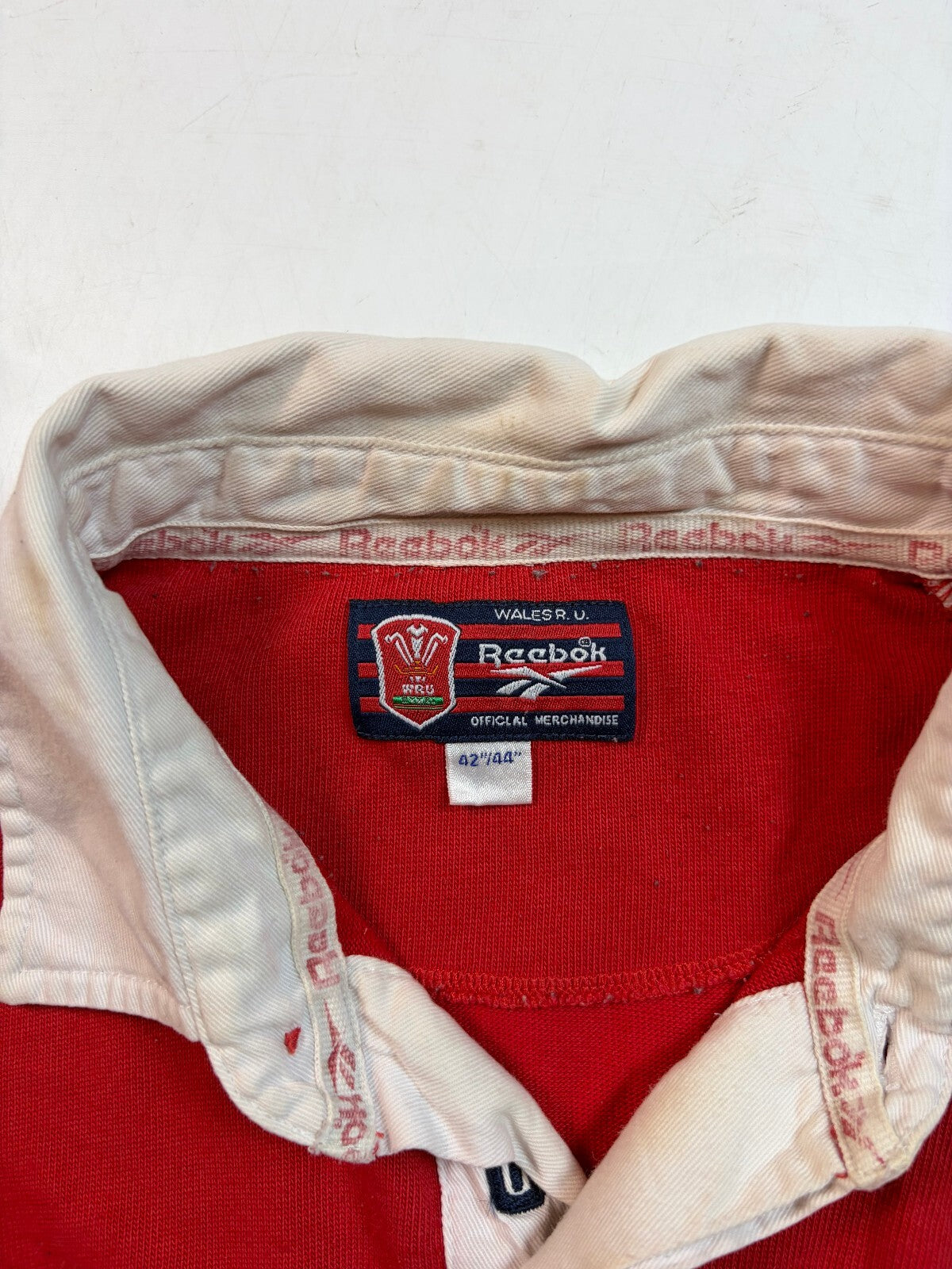 Vintage Wales 1996-98 Reebok rugby union shirt (L)