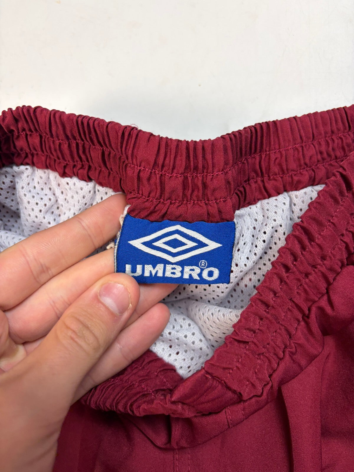 Vintage 90s Umbro sport shorts (L)