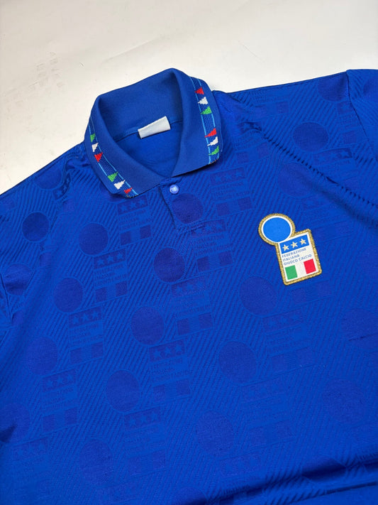 Vintage 90s Italy 1994 Diadora football shirt (XL)