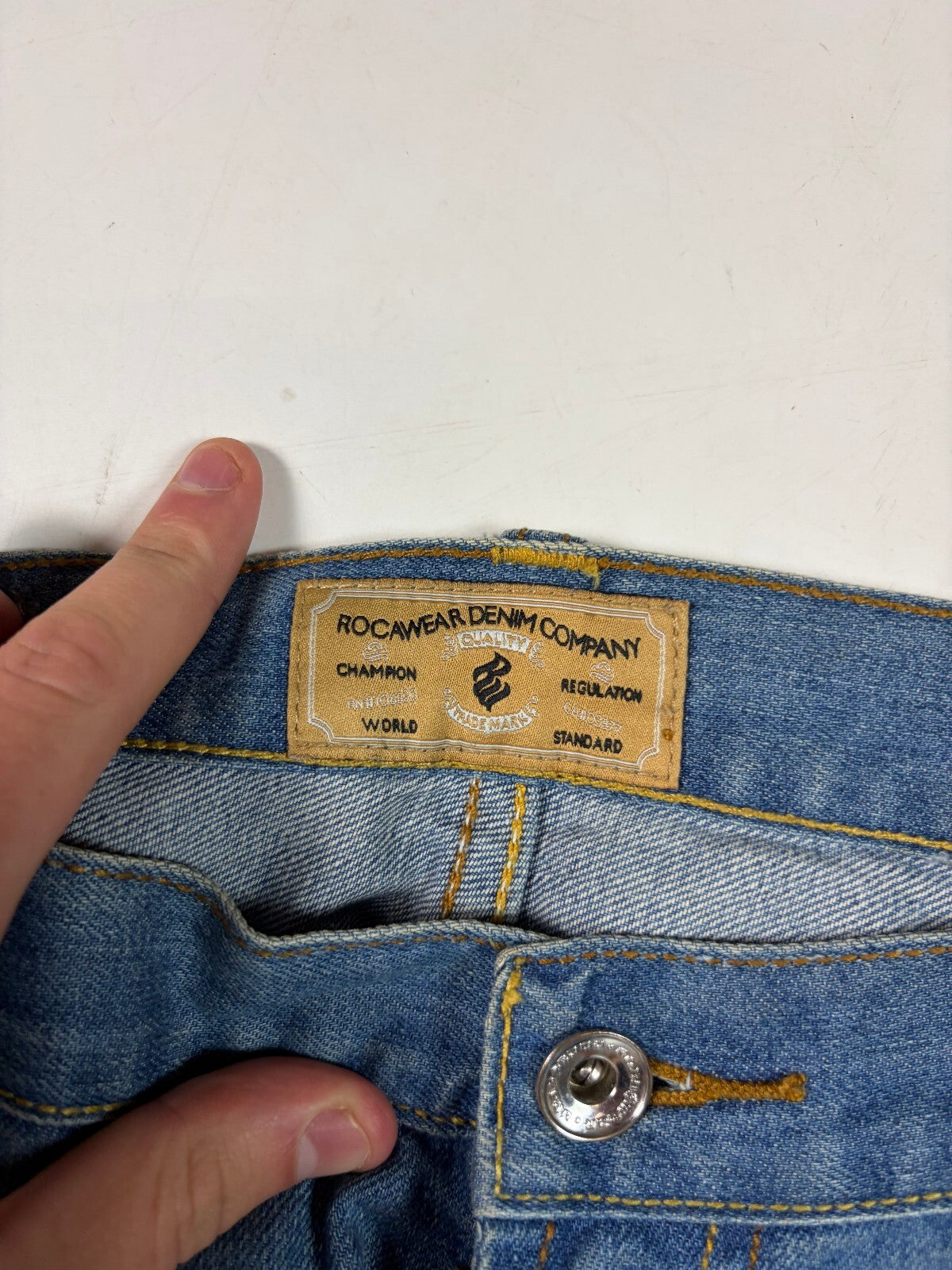 Vintage Y2K Rocawear baggy hip hop jeans (W40)