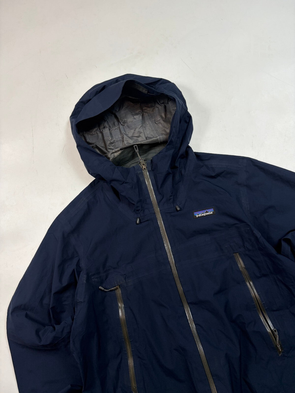Patagonia h2no waterproof hooded rain jacket (M)