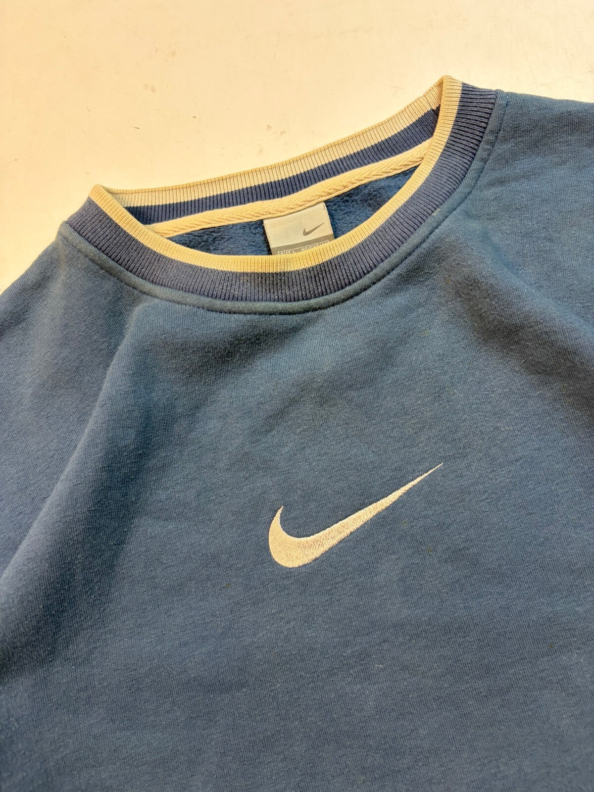 Vintage Y2K Nike centre swoosh sweatshirt (L)
