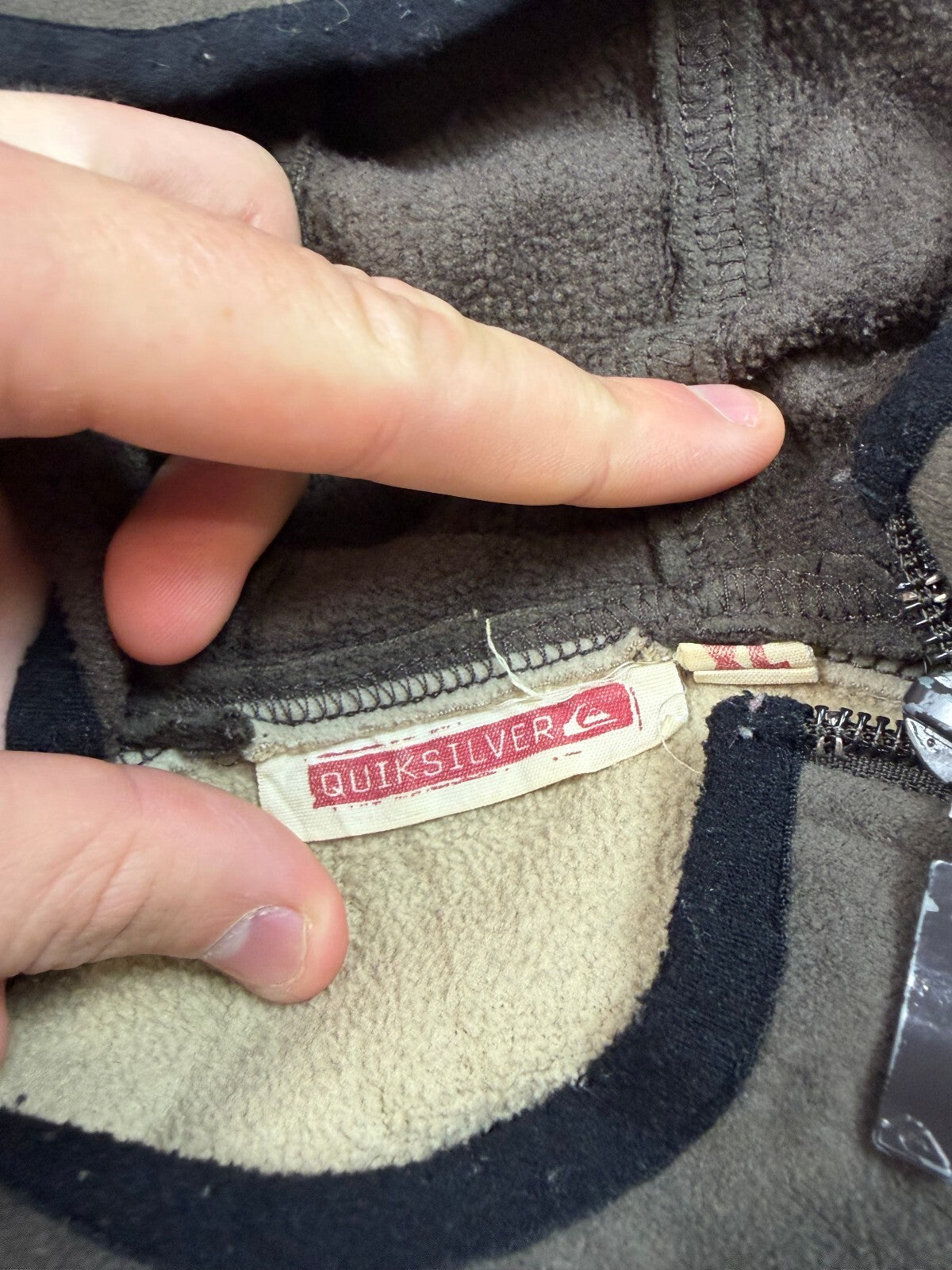 Vintage Y2K Quiksilver surfwear fleece hoodie (XL)