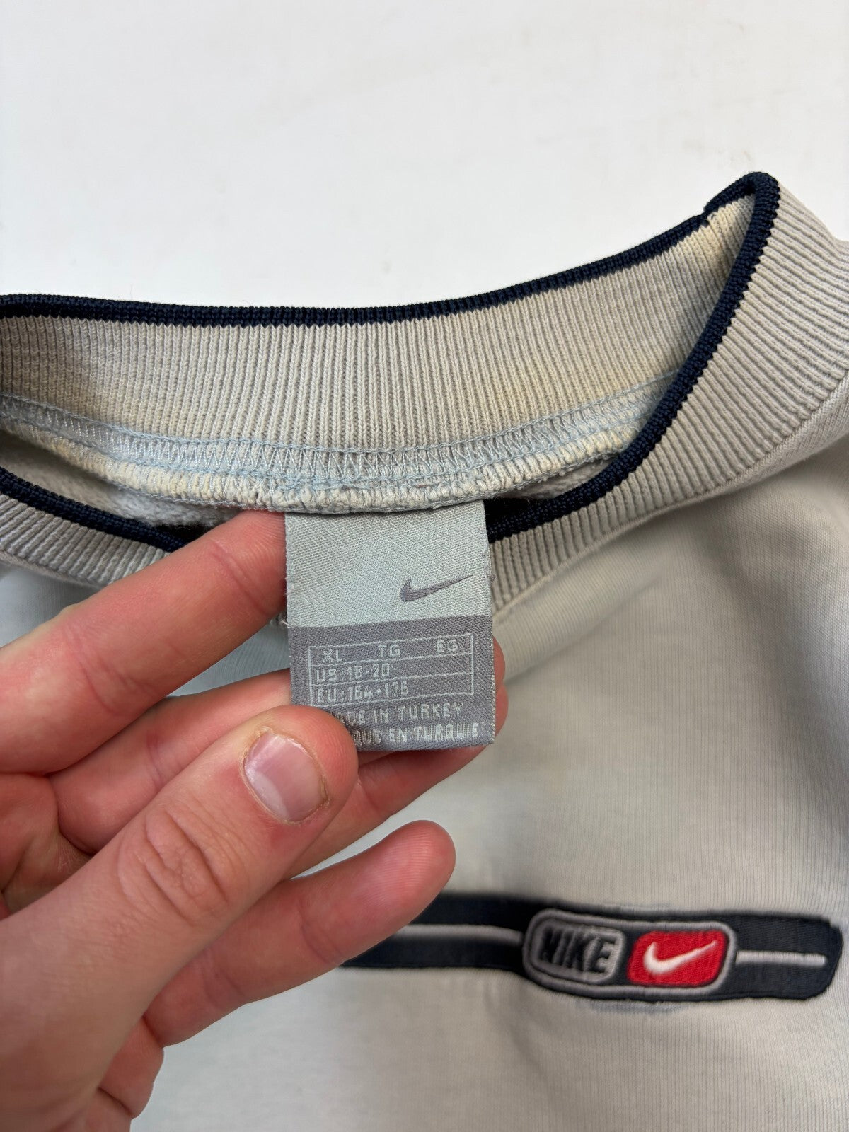 Vintage Y2K Nike graphic sweatshirt (S)