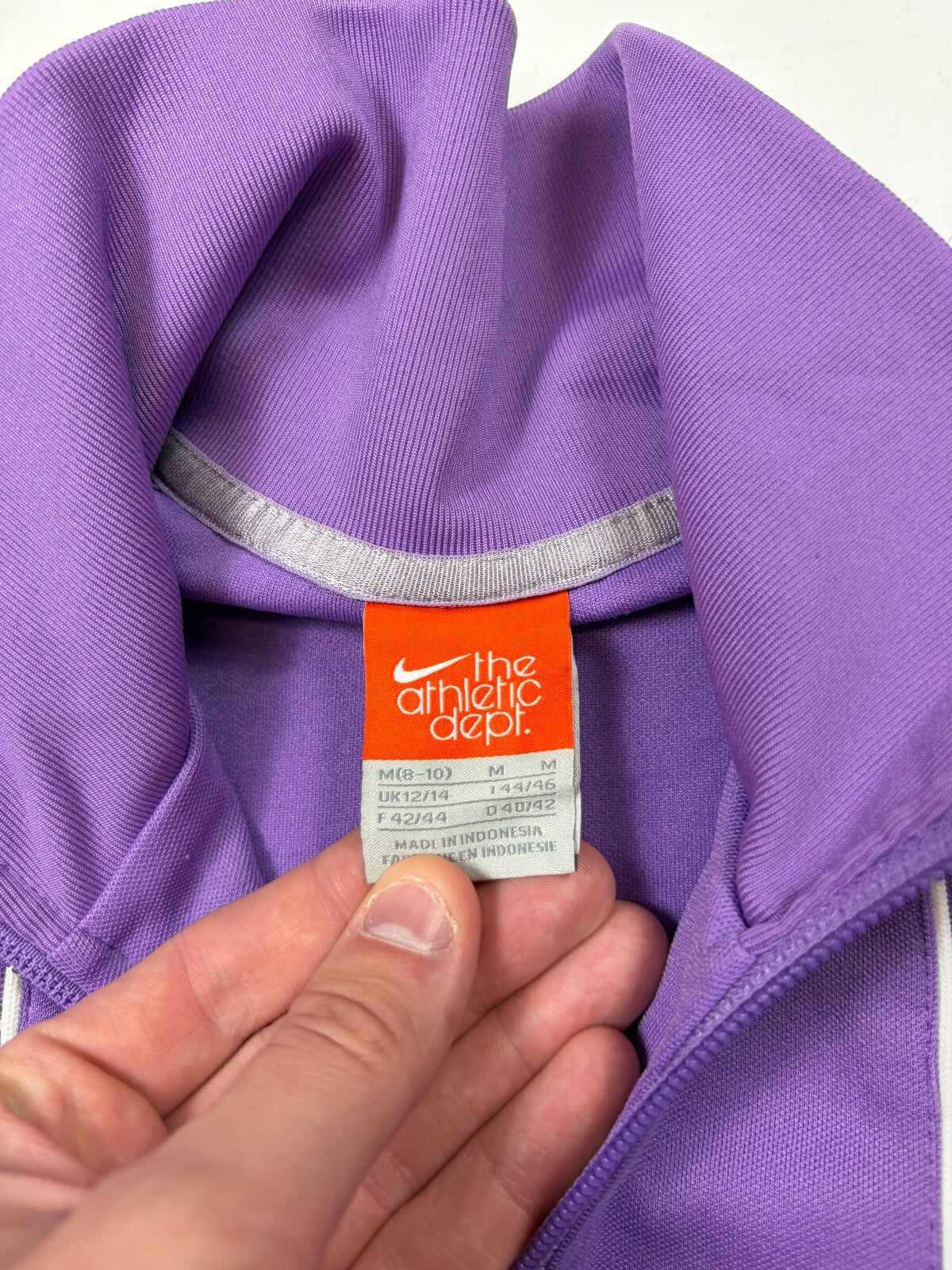 Vintage Y2K Nike track top (M)