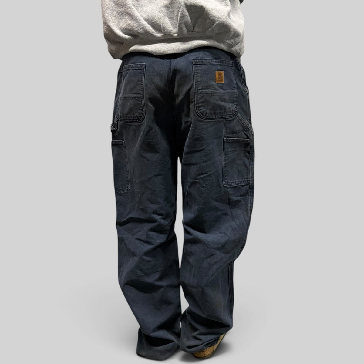 Vintage Carhartt paint splattered baggy carpenter pants (W36)