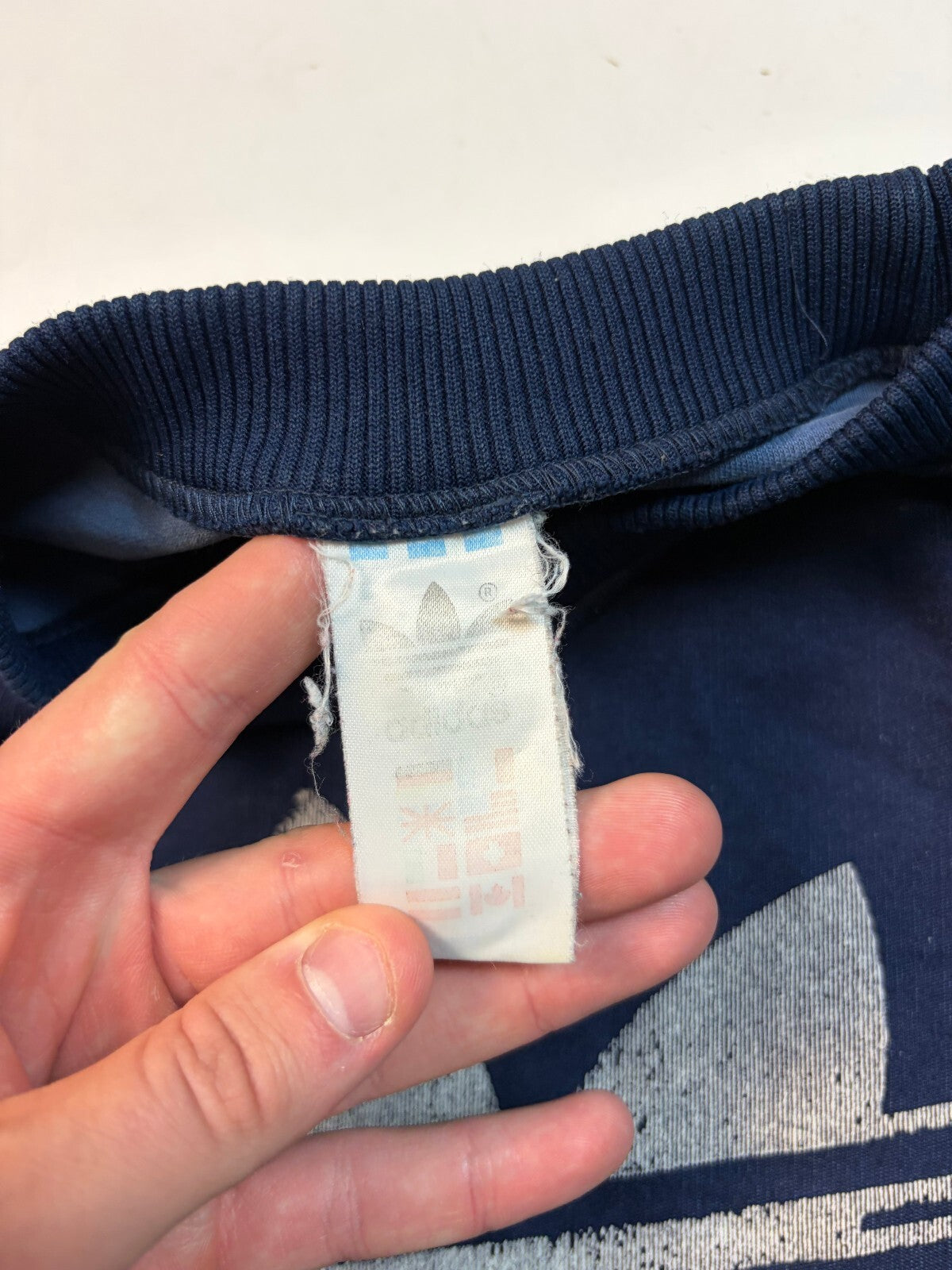 Vintage 90s adidas originals centre logo sweatshirt (L)